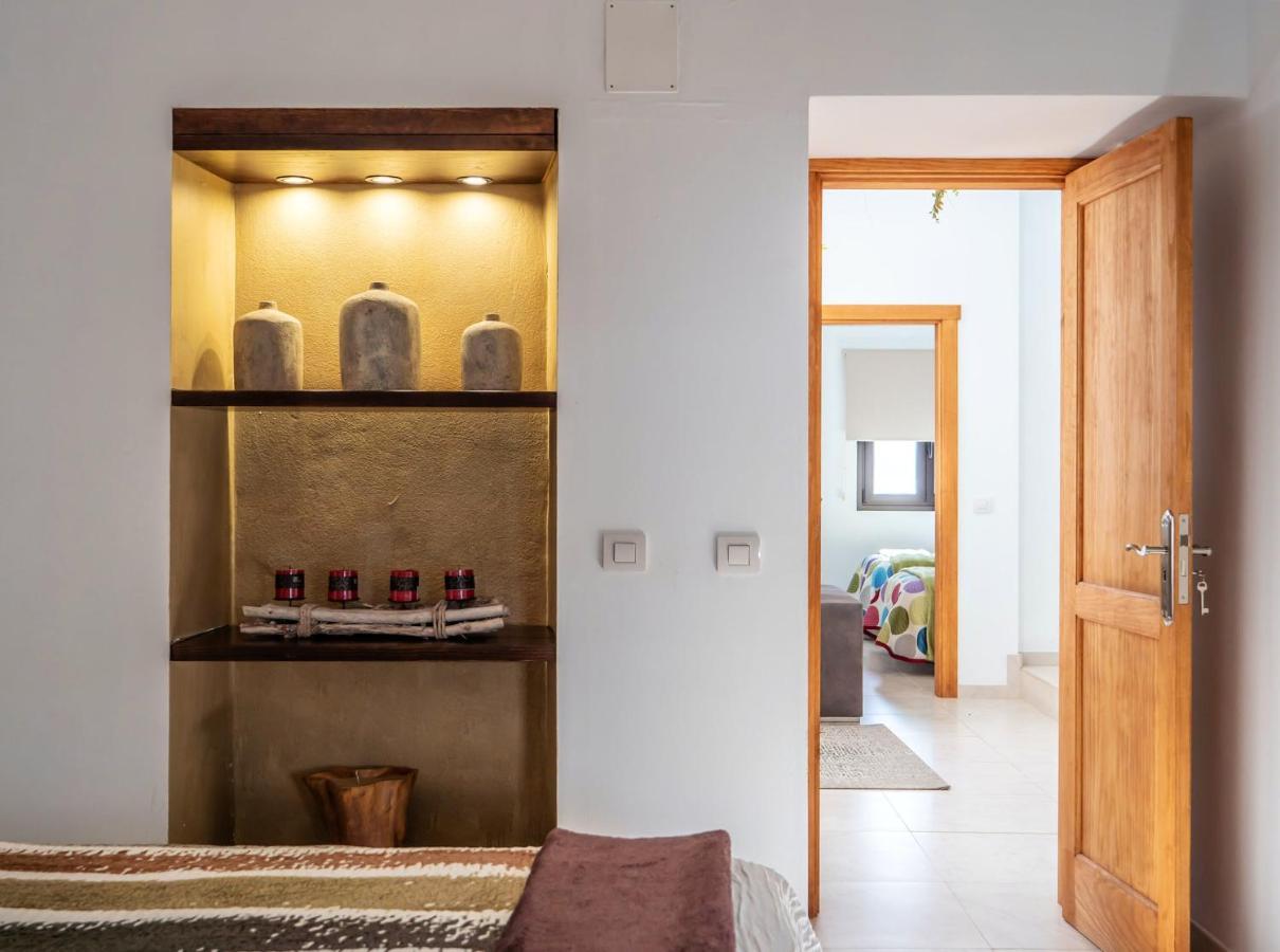 Comfortable House In Tias With Free Parking מראה חיצוני תמונה