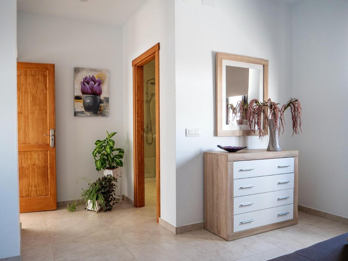 Comfortable House In Tias With Free Parking מראה חיצוני תמונה